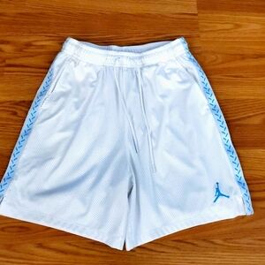 Mens (L) White/Carolina Blue Jordan Basketball Training Shorts